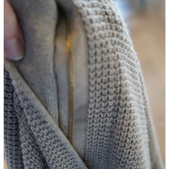 Long‎ St. John 100% Wool Sweater with Hidden Full zip SZ XL Quiet Luxury - Picture 4 of 6